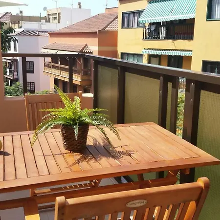 Atico Studio+terraza+wifi Ilimitado+satelite Apartment Puerto de la Cruz (Tenerife)