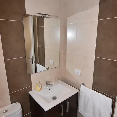 Atico Studio+terraza+wifi Ilimitado+satelite *