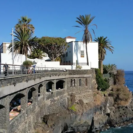 Atico Studio+terraza+wifi Ilimitado+satelite Puerto de la Cruz (Tenerife)